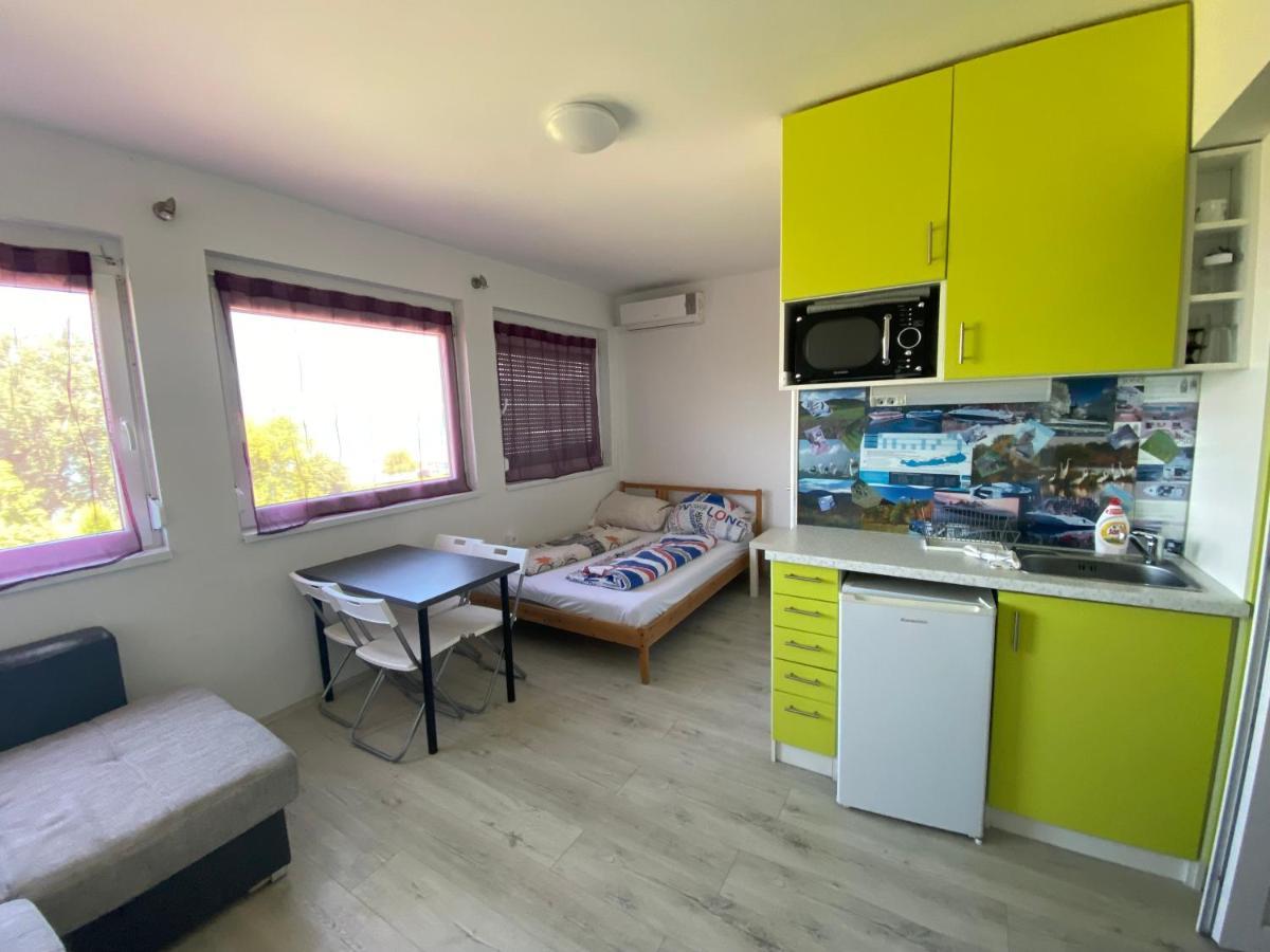 שיופוק Cuki Apartmanok מראה חיצוני תמונה